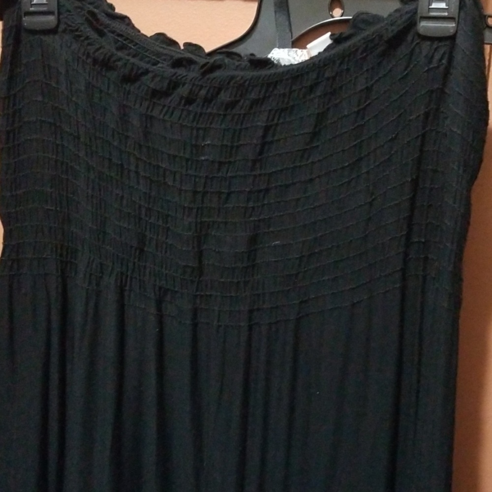 Dress - Picture 3 of 4